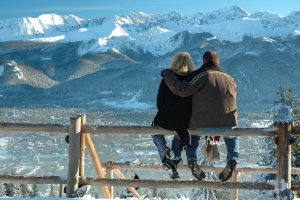 A couple looking at the mountains in Zakopane